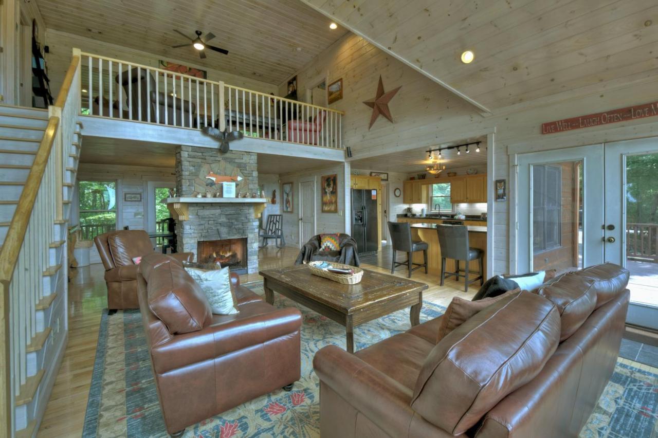Villa Champagne Chalet - Cuddleup Morganton Exterior foto