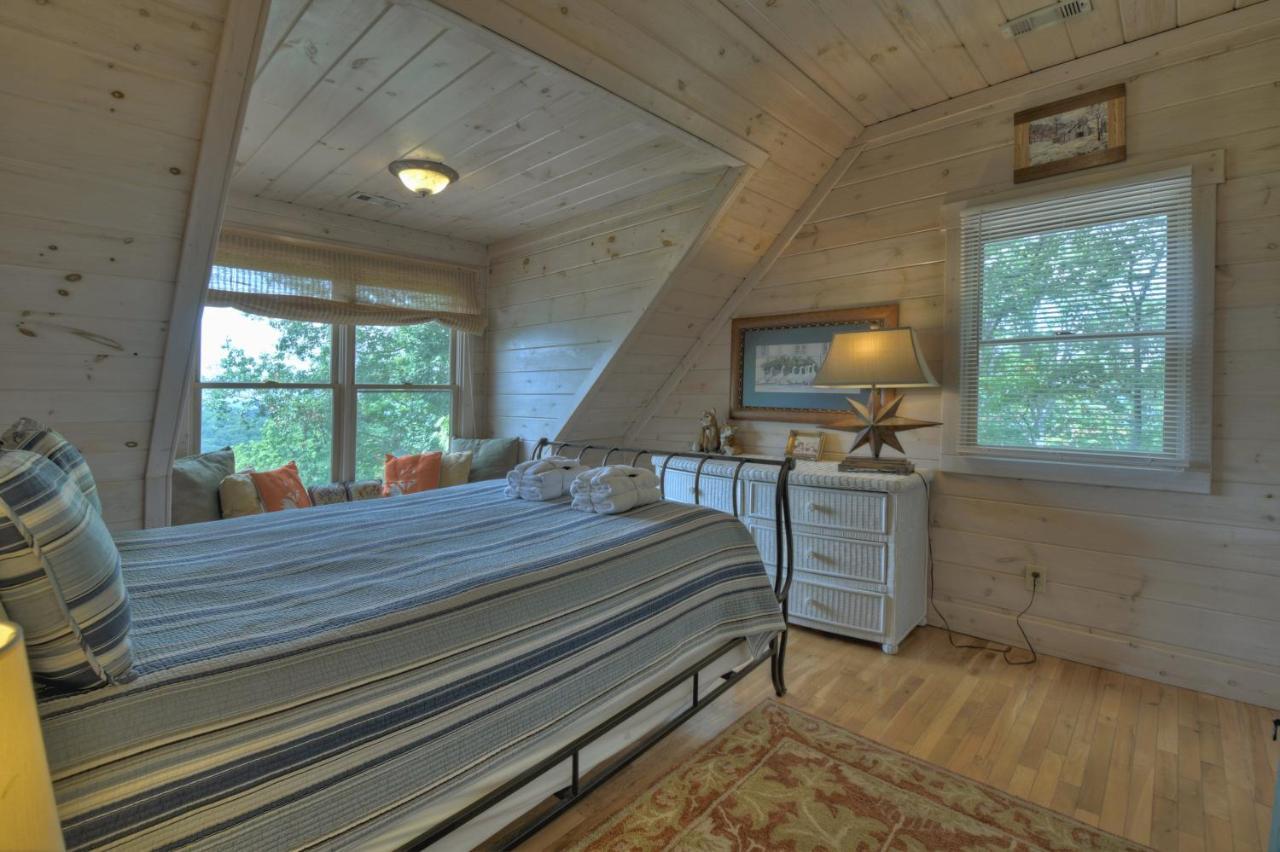 Villa Champagne Chalet - Cuddleup Morganton Exterior foto