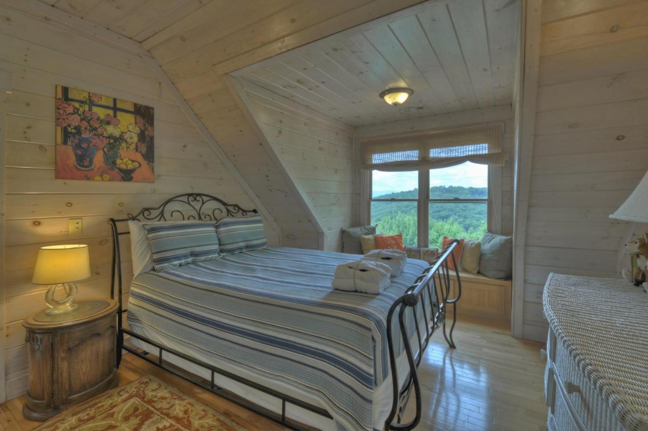 Villa Champagne Chalet - Cuddleup Morganton Exterior foto